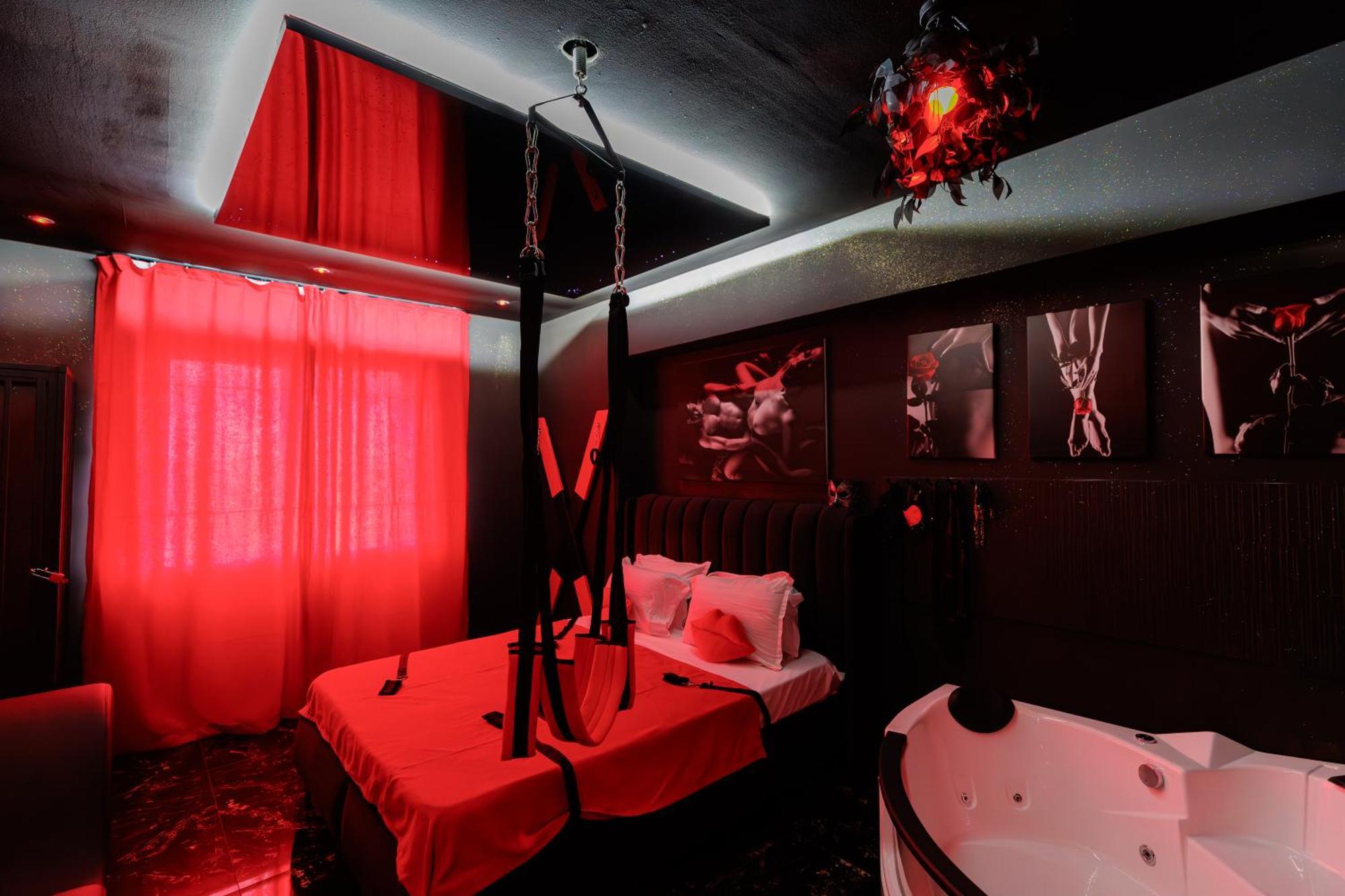 Romeo Nights - Love Rooms - Adults Only Bukares Bagian luar foto