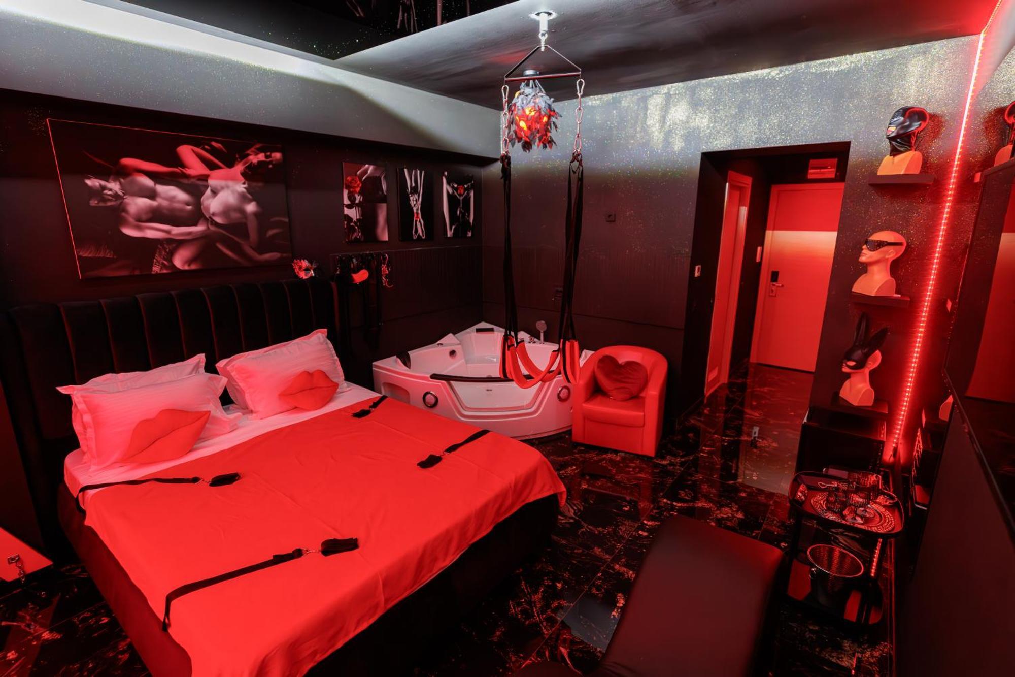 Romeo Nights - Love Rooms - Adults Only Bukares Bagian luar foto
