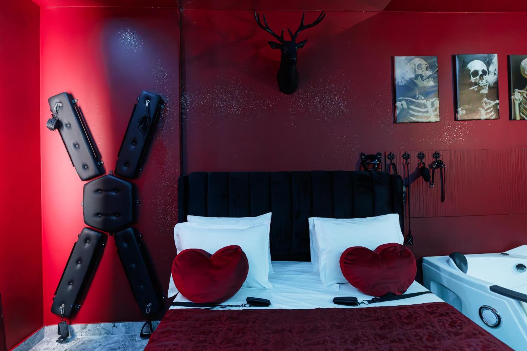 Romeo Nights - Love Rooms - Adults Only Bukares Bagian luar foto